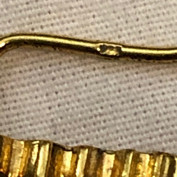 Gold plated cubic zirconia ear wires - Picture 4 of 4